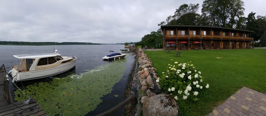 Guest House And Camping Jūrkalne Exterior foto